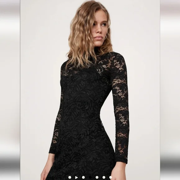 Banana Republic NWTs Midi Lace Dress - Picture 3 of 7